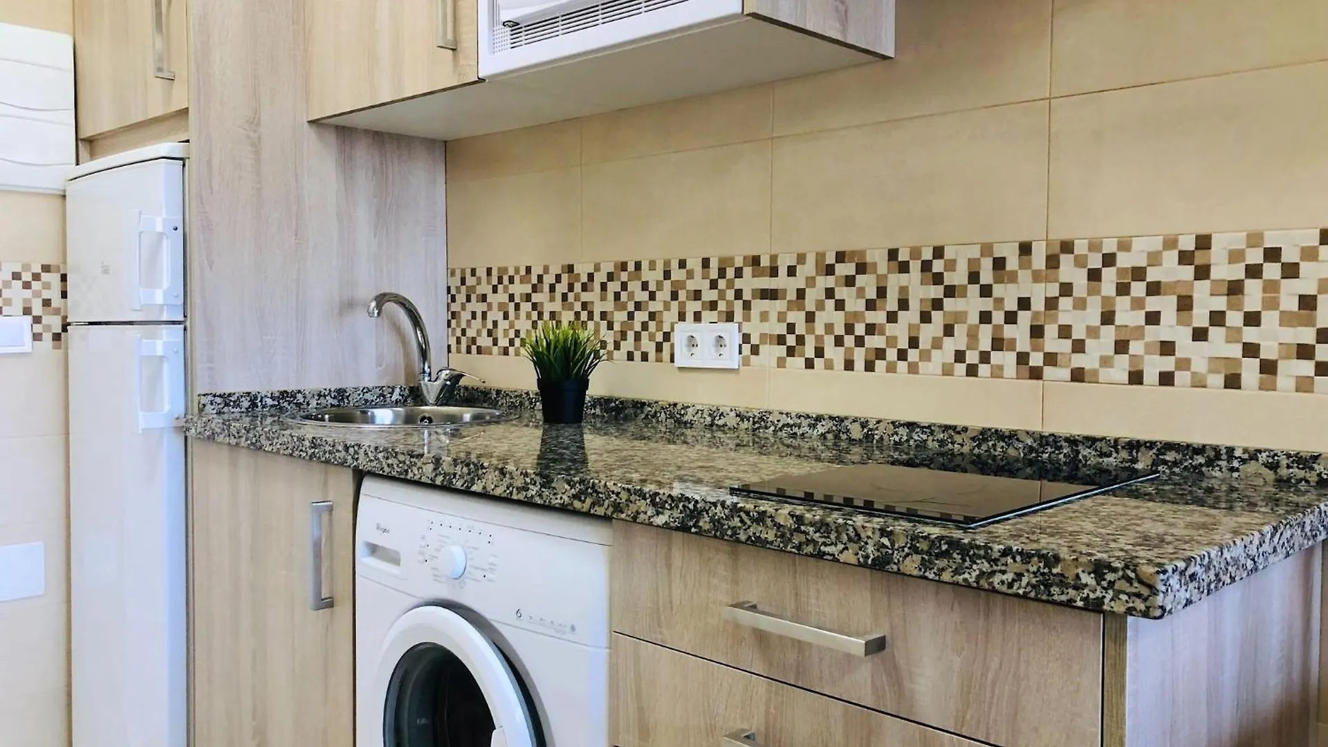 Holiday home Romantic Apartment With Shared Sauna Malaga